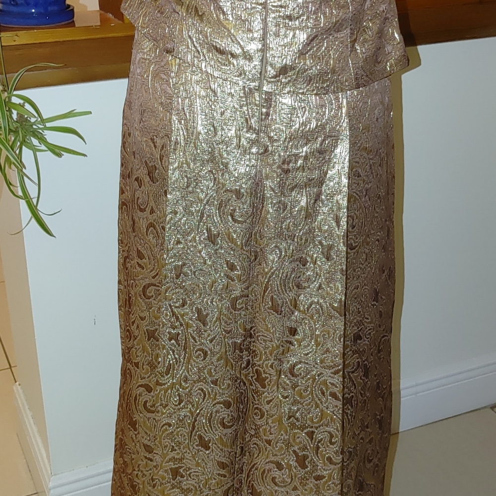 Alex Evenings Strapless Gown - Picture 4 of 8